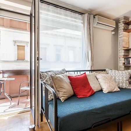 Bpr Golden Corner Suite With Balcony & A/C Boedapest Buitenkant foto